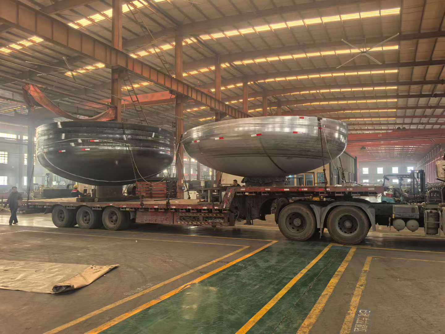 1770734682530534.jpg dome end for tank.jpg